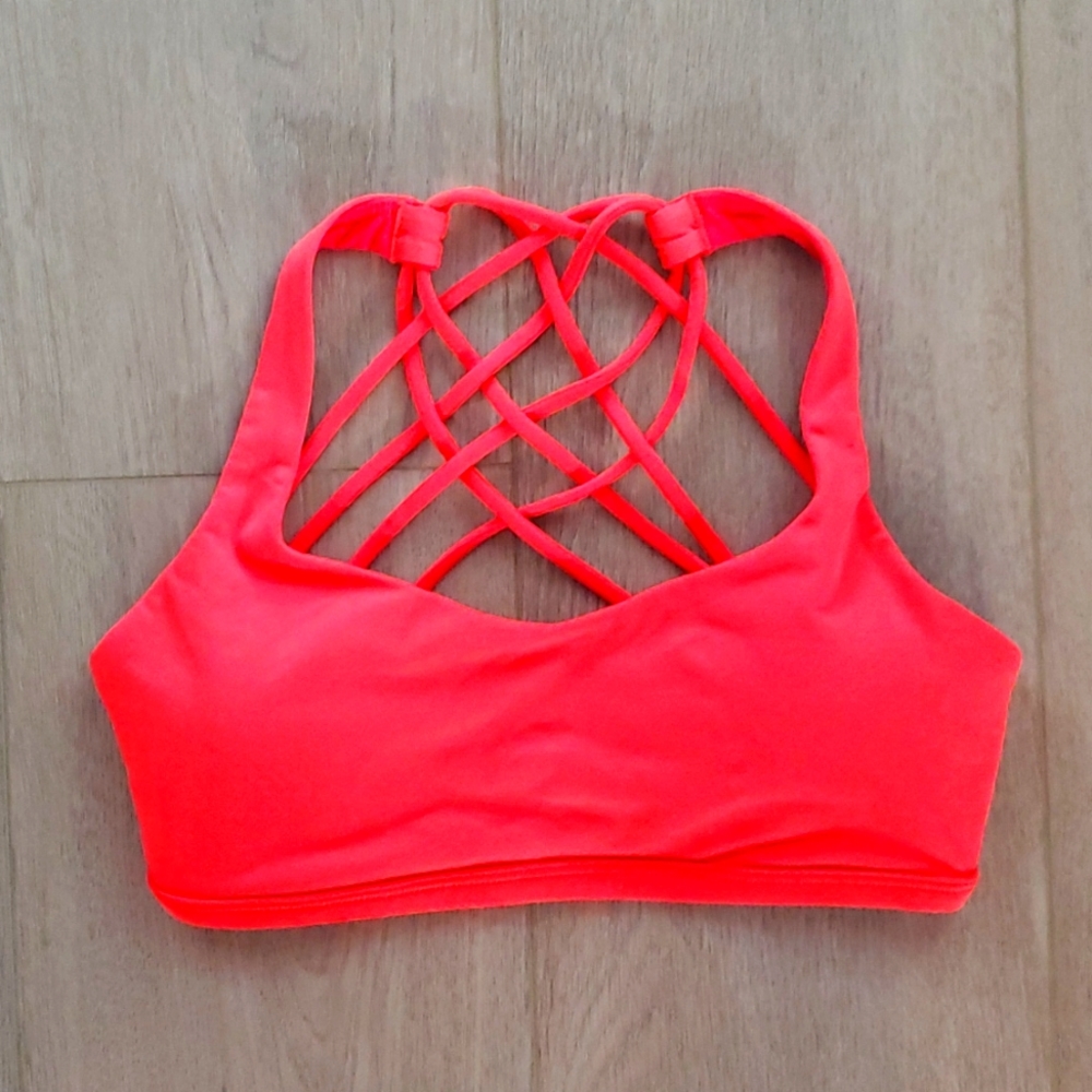 Lululemon Free to Be Bra Flame Hot 4